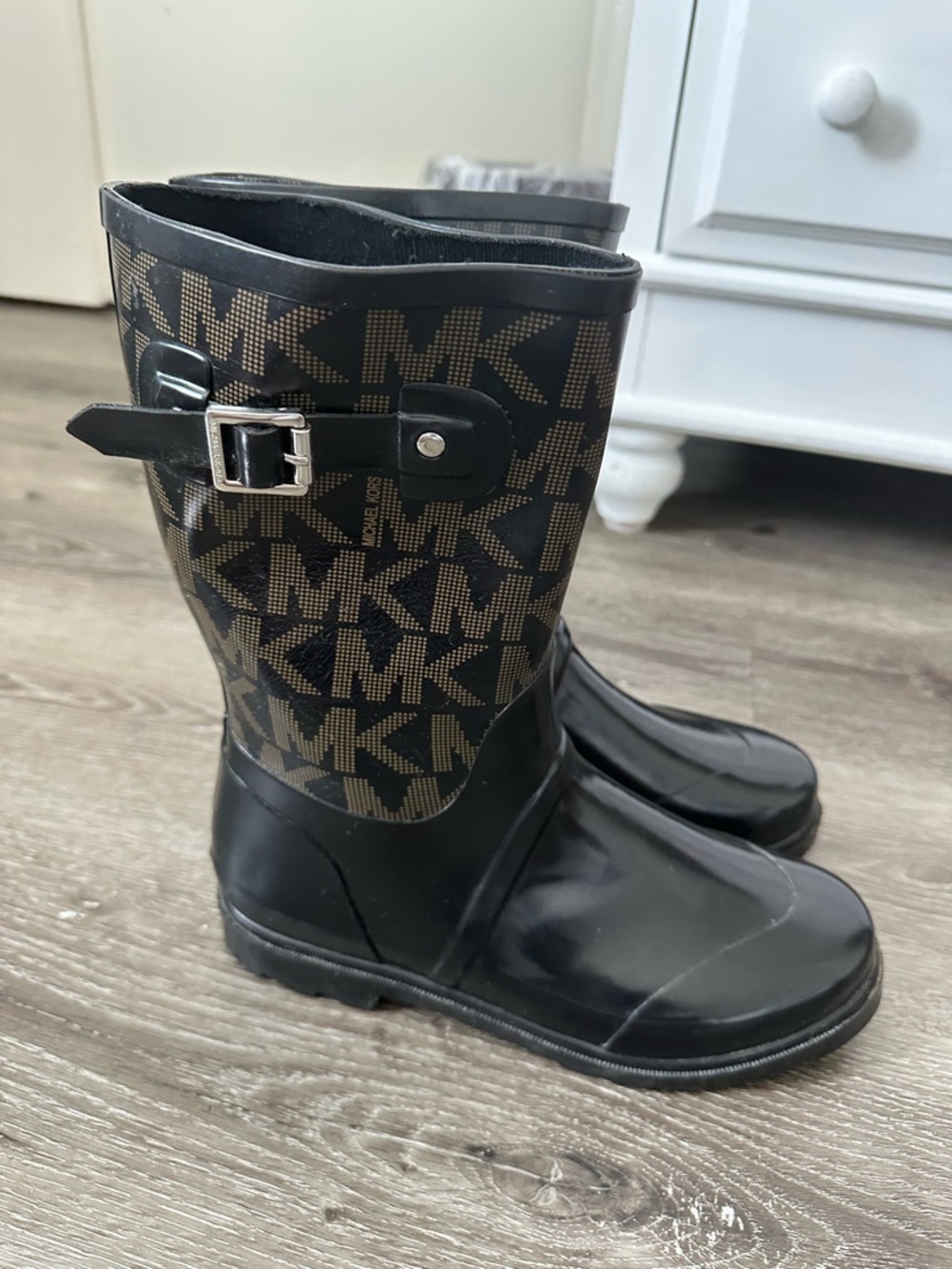 Women Michael Kors Black and Brown MK Logo Rain Boots - Picture 6 of 10